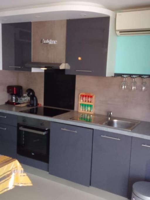 Appartement Chic Et Cosy Ле Баркарес Экстерьер фото